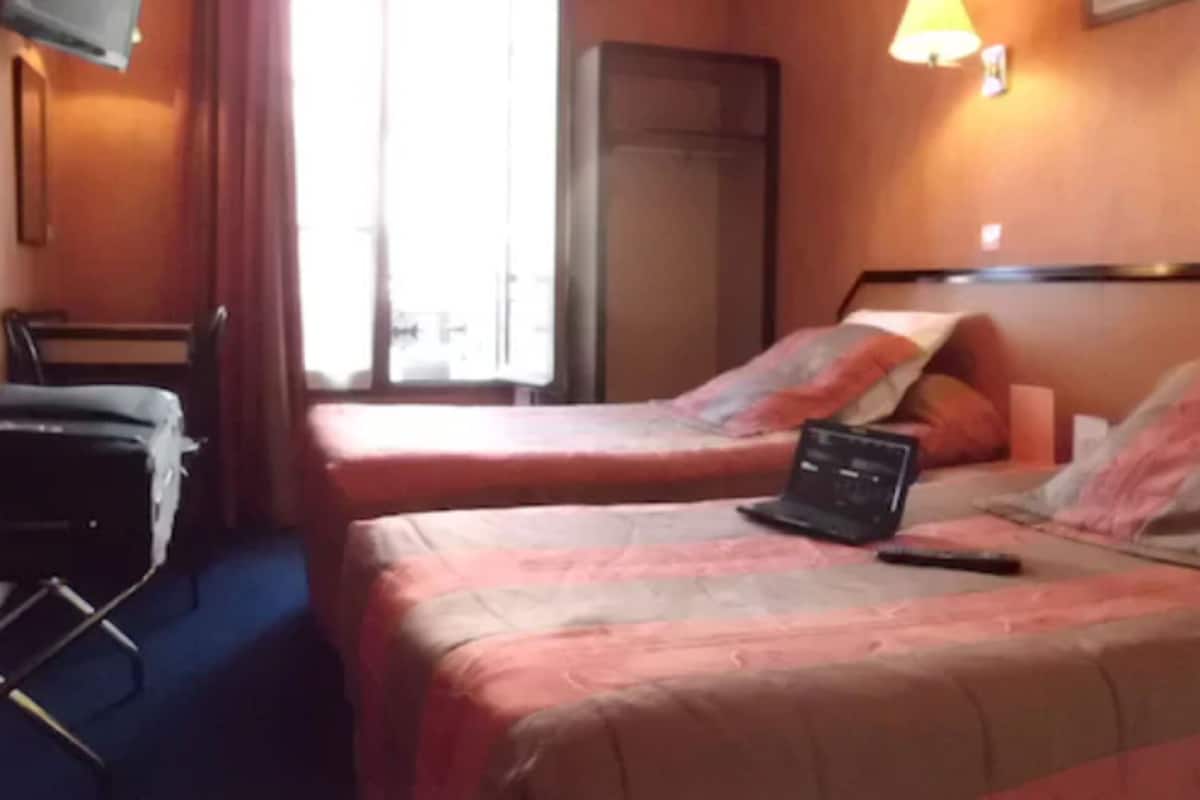 Desk, iron/ironing board, free WiFi, bed sheets