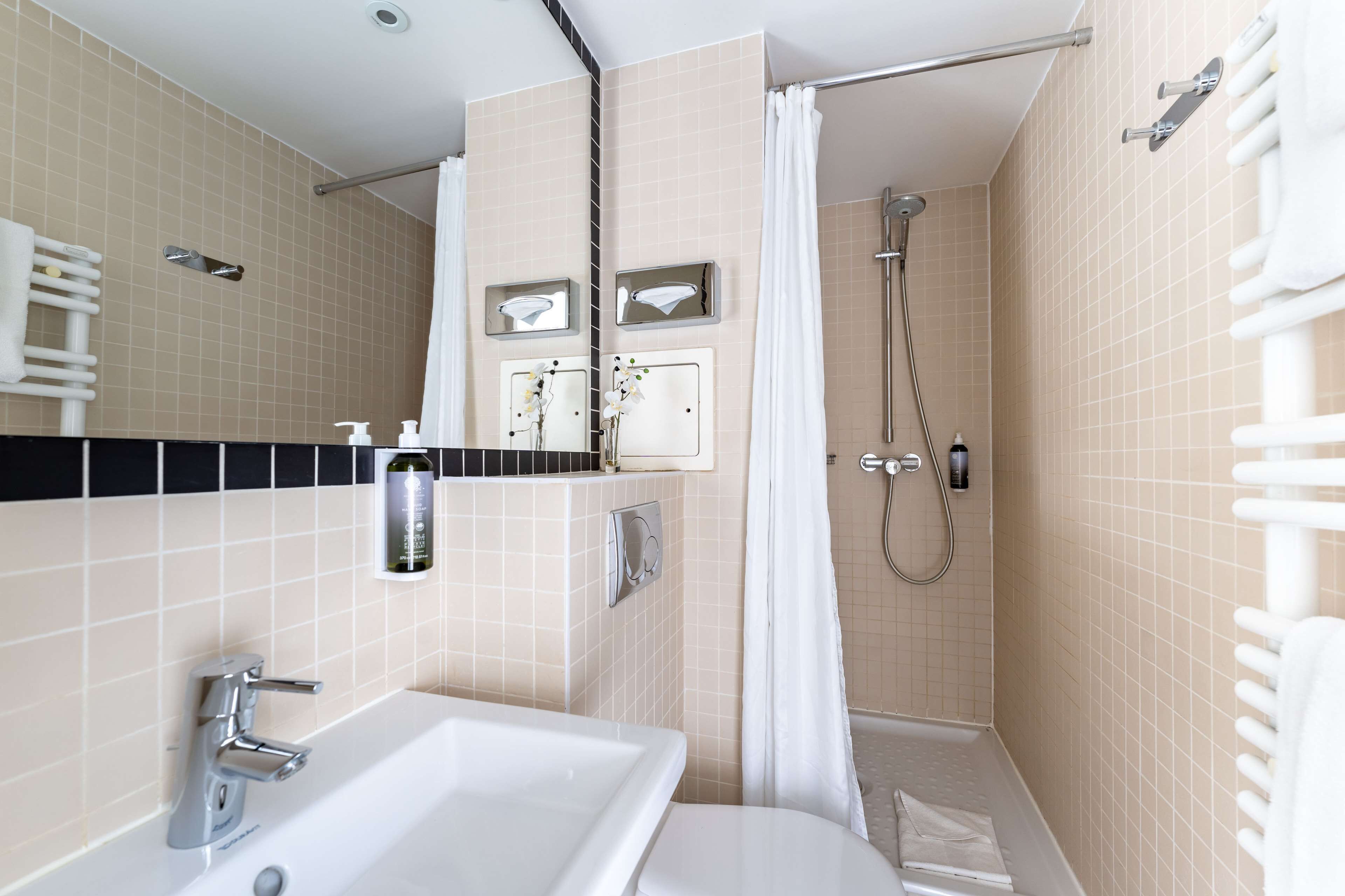 standard single room - complimentary soft minibar, courtesy tray, chromecast, digital press | bathroom | shower, rainfall showerhead, free toiletries, hair dryer