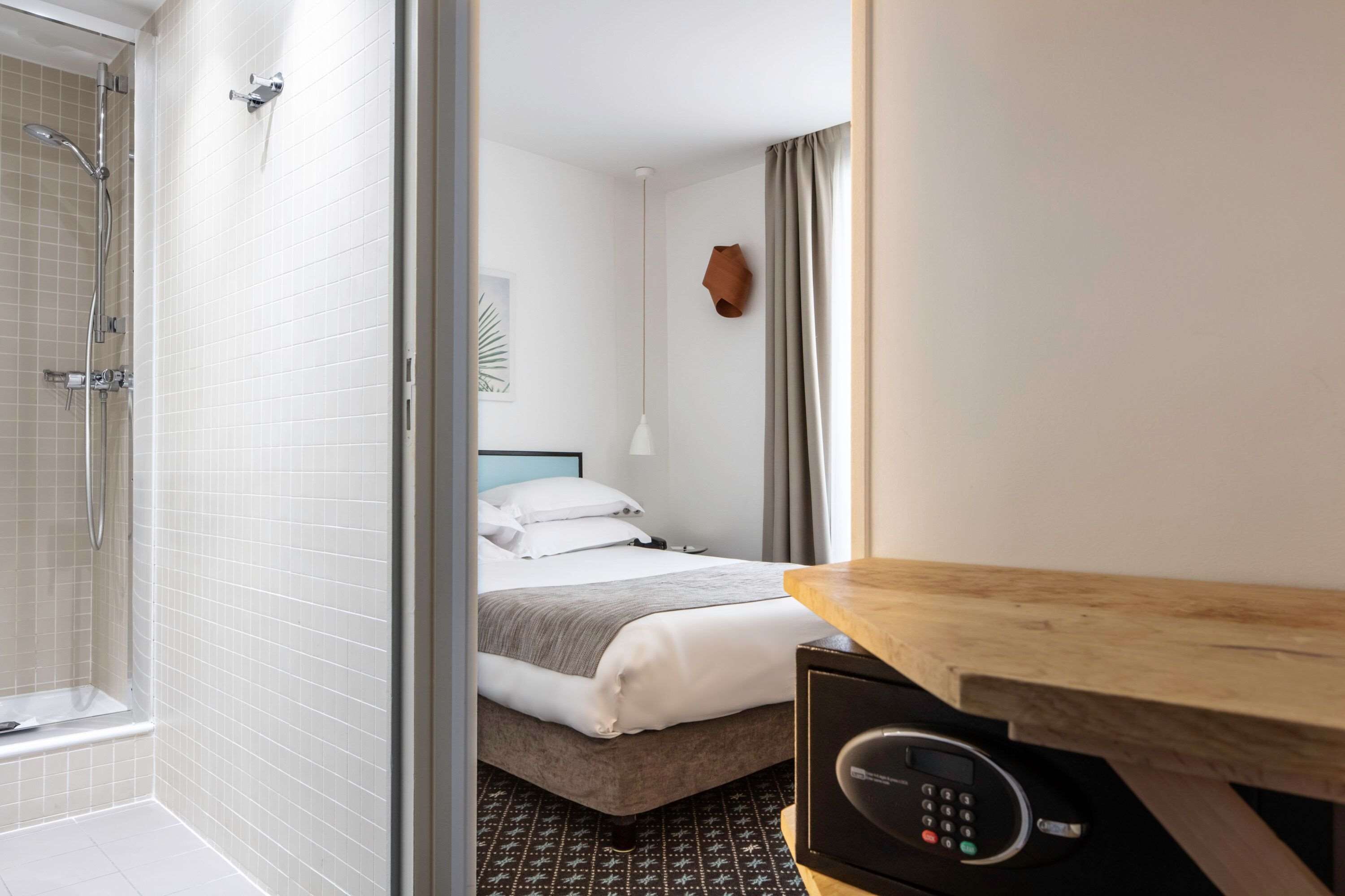 minibar, in-room safe, desk, blackout curtains