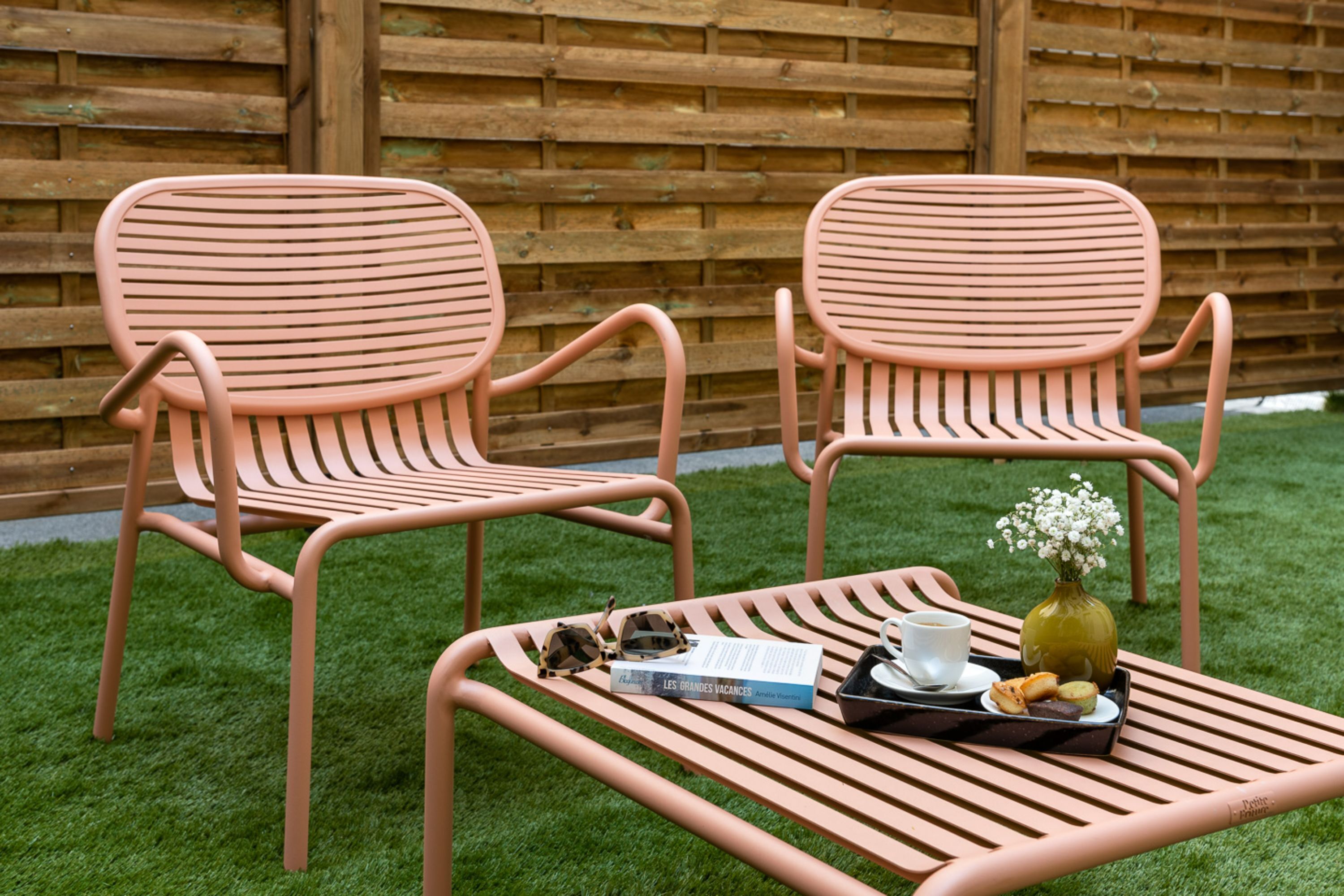 room signature terrace | laptop workspace, free wifi, bed sheets