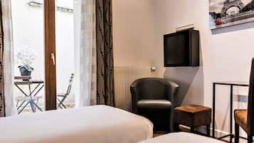 Chambre Deluxe | Coffres-forts dans les chambres, bureau, Wi-Fi gratuit