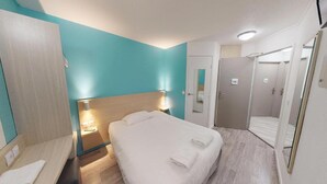 Room - Hôtel du Stade ex Kyriad direct Lille - Villeneuve d'Ascq (Villeneuve-d'Ascq)