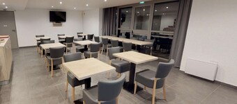 Hôtel du Stade ex Kyriad direct Lille - Villeneuve d'Ascq