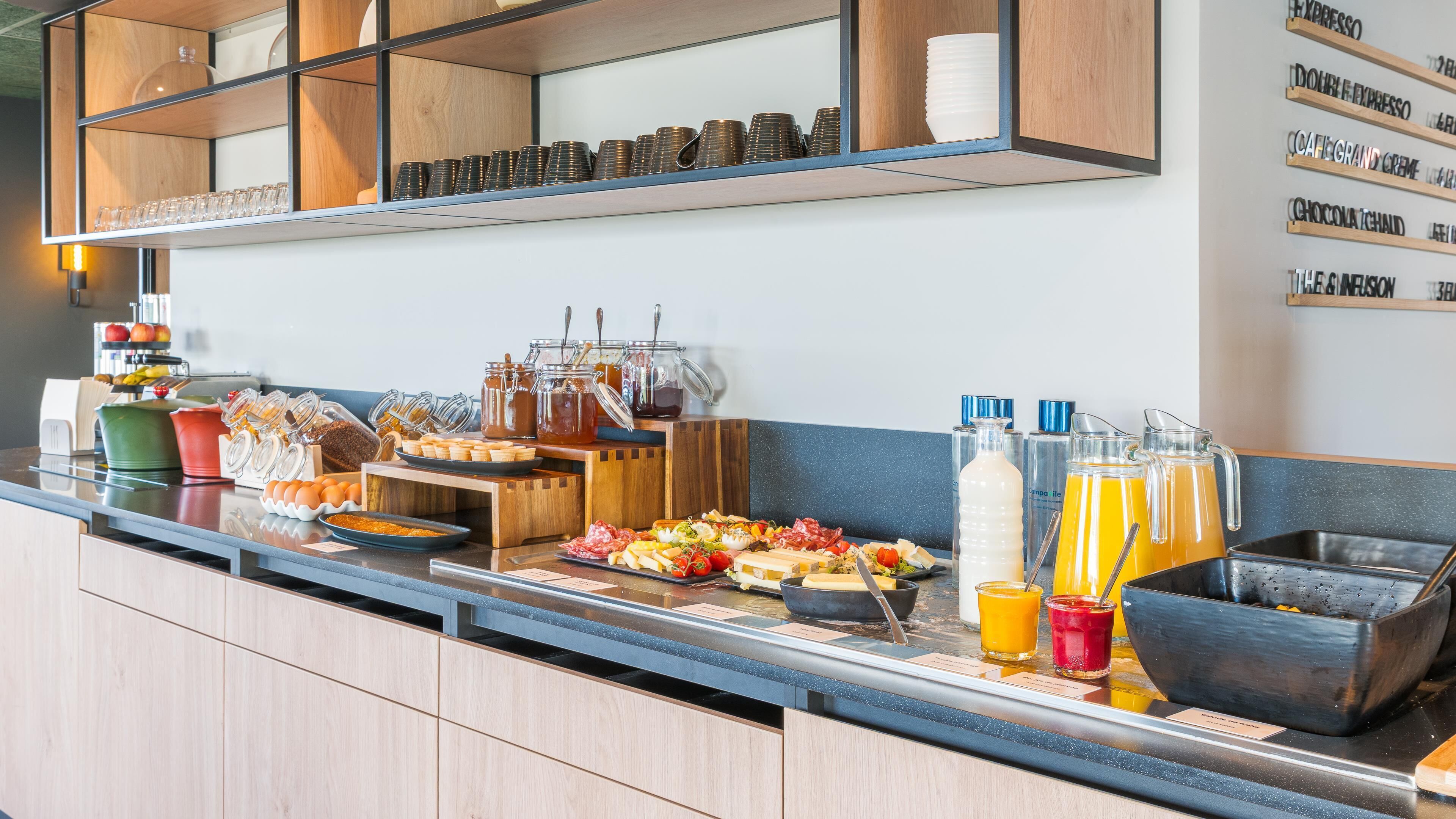 Photo - Campanile NATURE - Lyon Est Bron Eurexpo