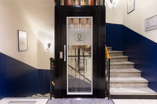 Elevator