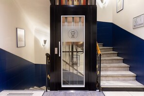 Elevator