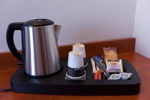 Macchina per tè/caffè, bollitore elettrico