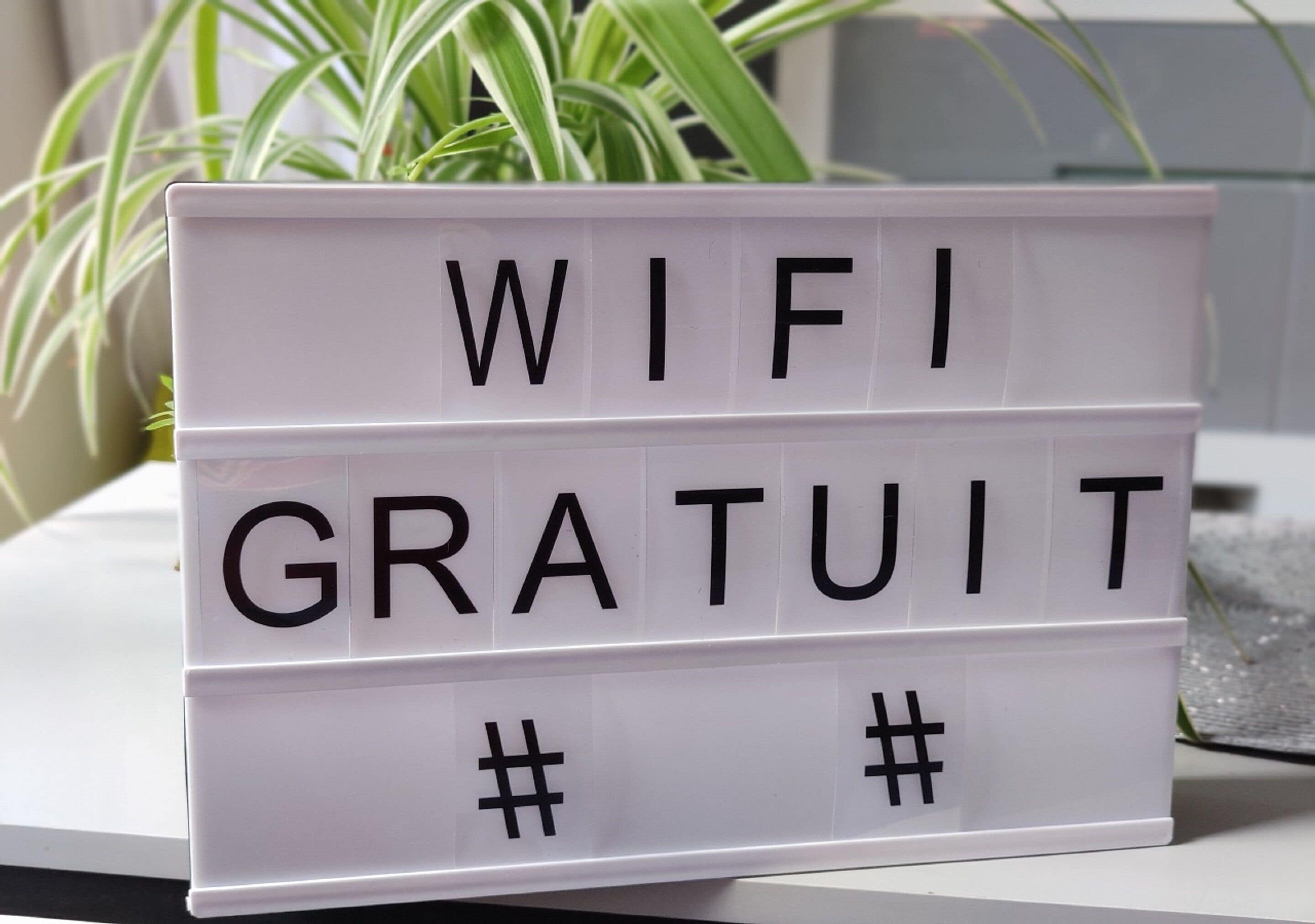 Photo - Alyss Saphir Cambronne Eiffel