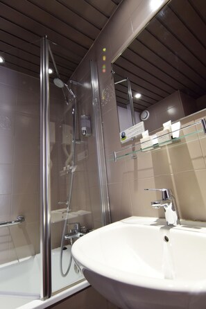 Double Room | Bathroom - Hôtel Alyss Cambronne Eiffel (Paris)