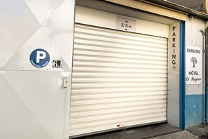 Self parking (EUR 15 per night)