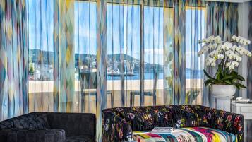 Presidential Suite, Sea View | Living area | 60-cm LCD TV with satellite channels, TV