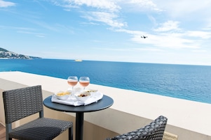 Suite, Sea View | Terrace/patio
