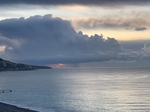 Beach/ocean view