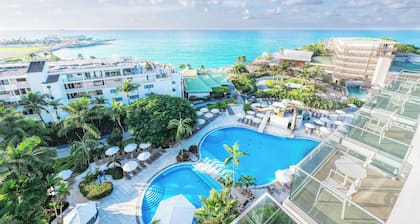 Sonesta Maho Beach All Inclusive Resort Casino & Spa
