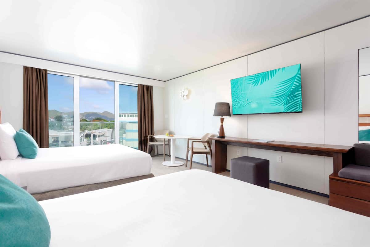 Deluxe Room, 2 Double Beds (Signature Island View Double) | Frette Italian sheets, premium bedding, free minibar, in-room safe