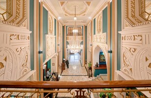 入住/退房自助服务终端