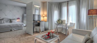 Hotel Renoir