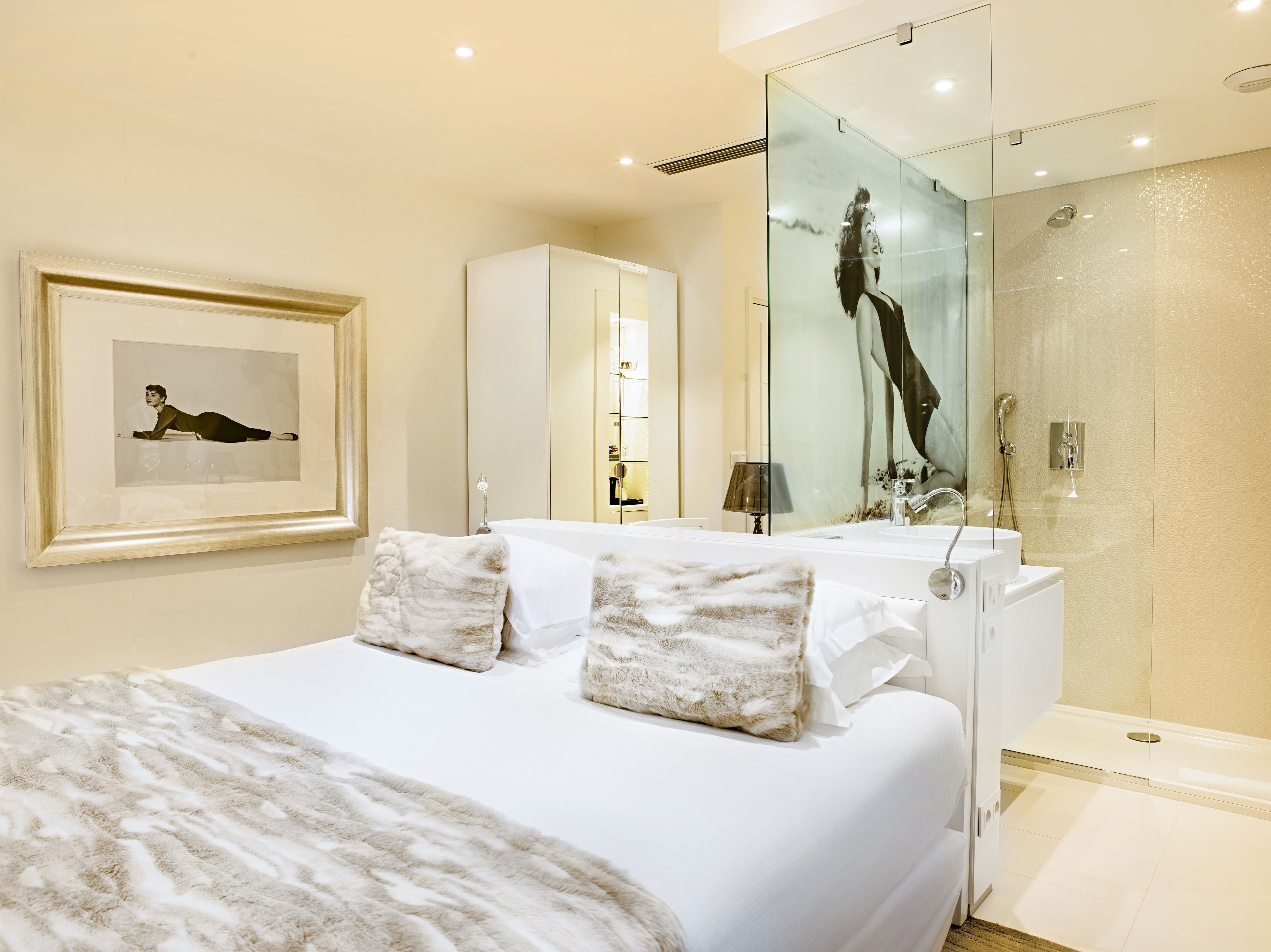 prestige design room  | 1 bedroom, minibar, in-room safe, desk