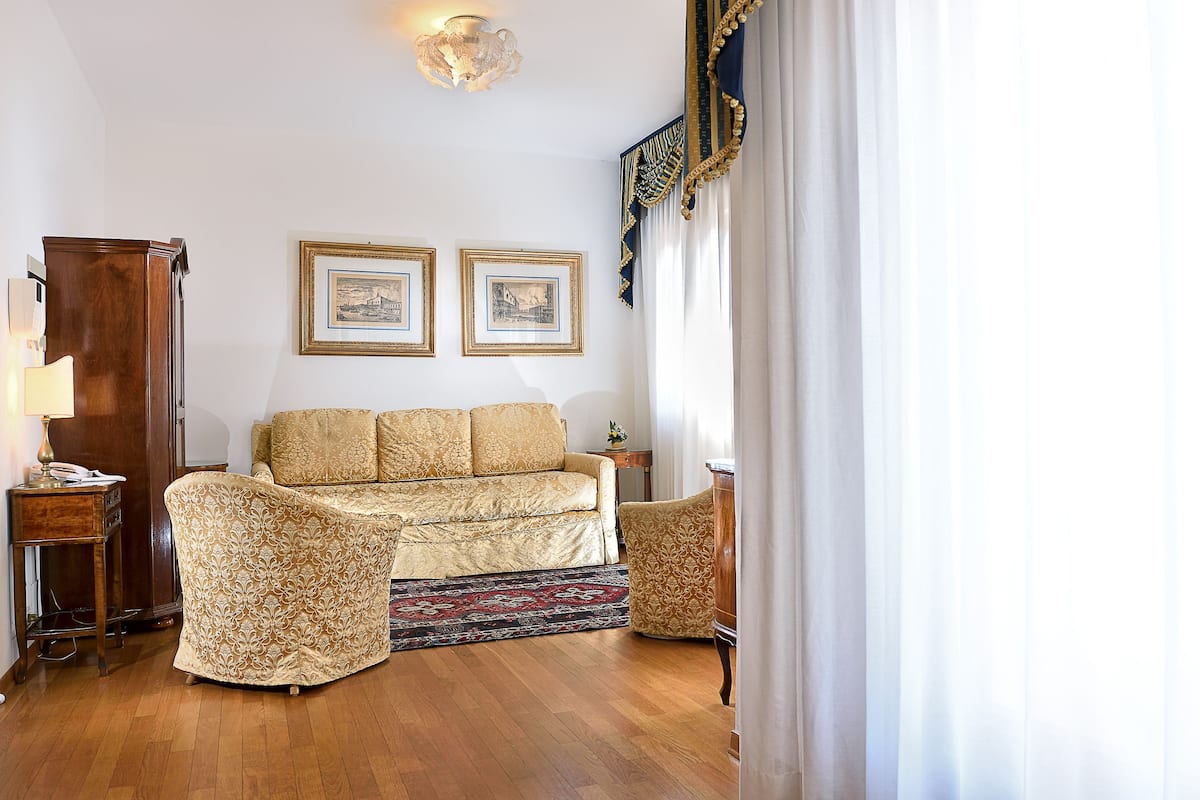 1 chambre, couette en duvet d'oie, minibar