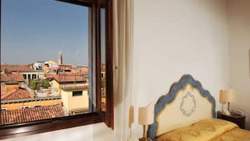 1 chambre, couette en duvet d'oie, minibar