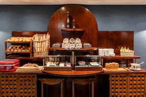 Daily continental breakfast for a fee