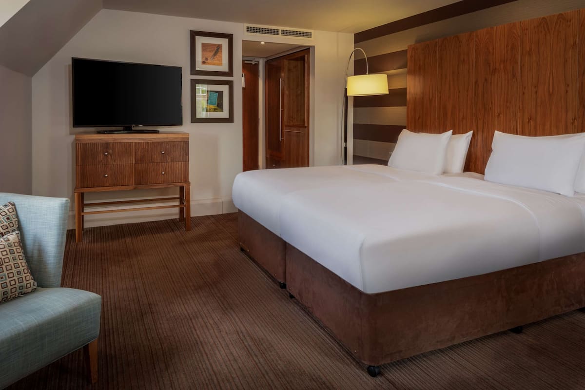 Deluxe-Zimmer, 2 Einzelbetten | 1 Schlafzimmer, Allergikerbettwaren, Zimmersafe, Schreibtisch