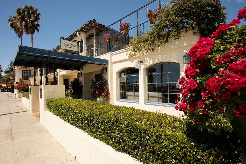 luxury hotels in Santa Barbara