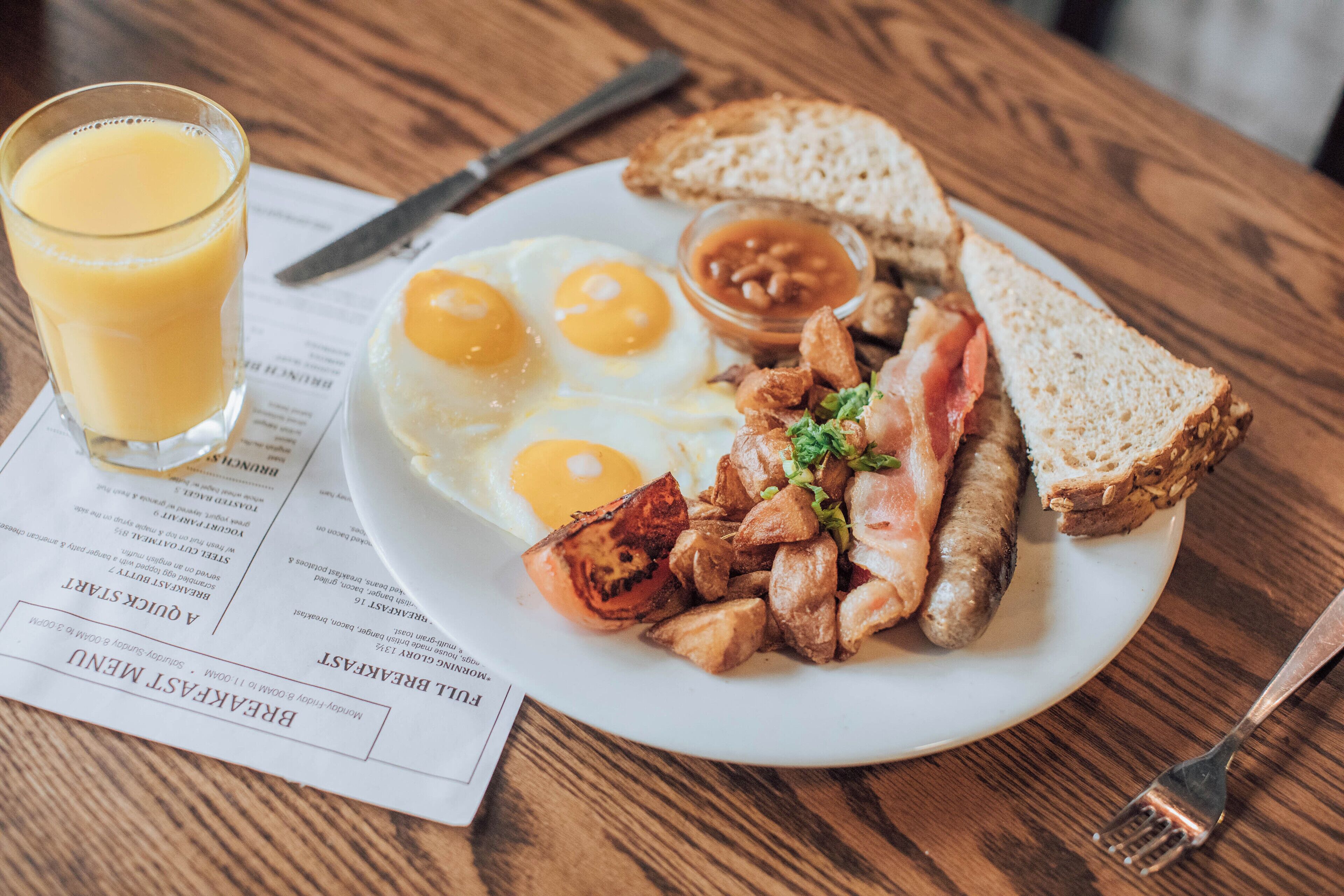 daily continental breakfast (usd 26 per person)