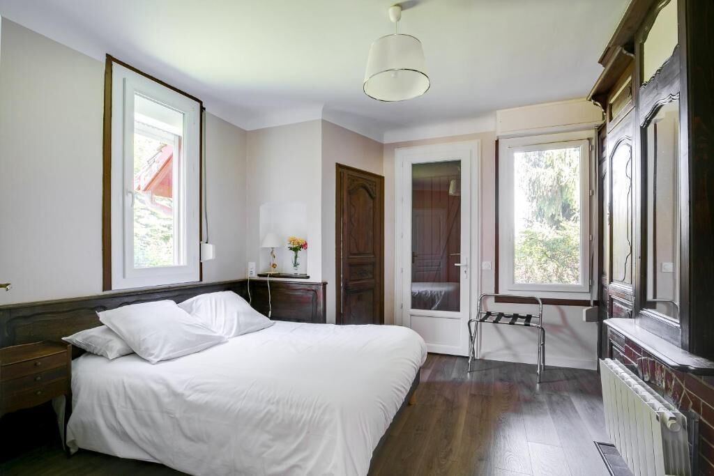 Premium bedding, minibar, in-room safe, individually decorated