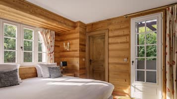 Ropa de cama de alta calidad y minibar