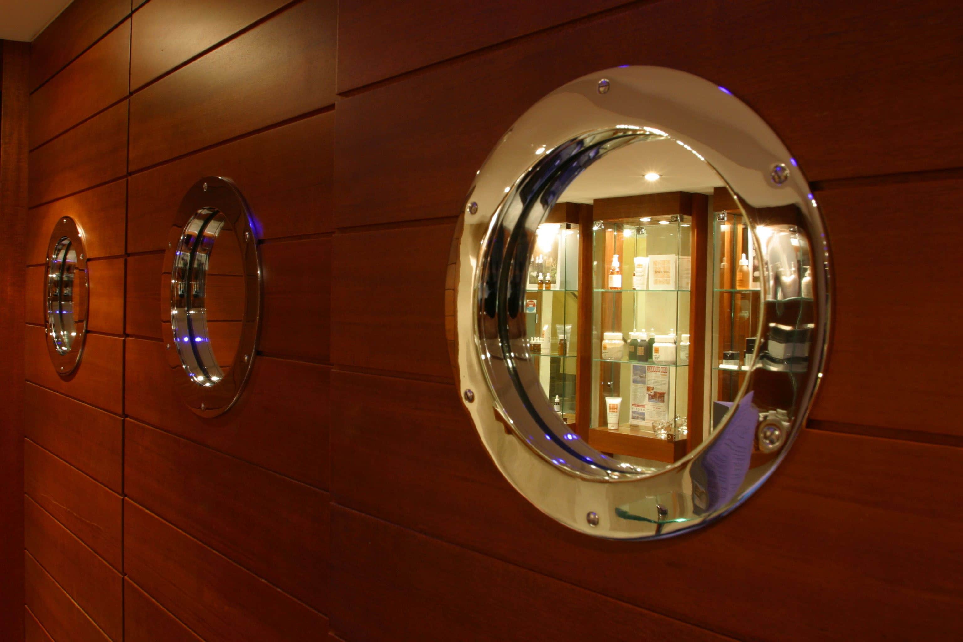 steam room, turkish bath/hammam, aromatherapy, hot stone massages