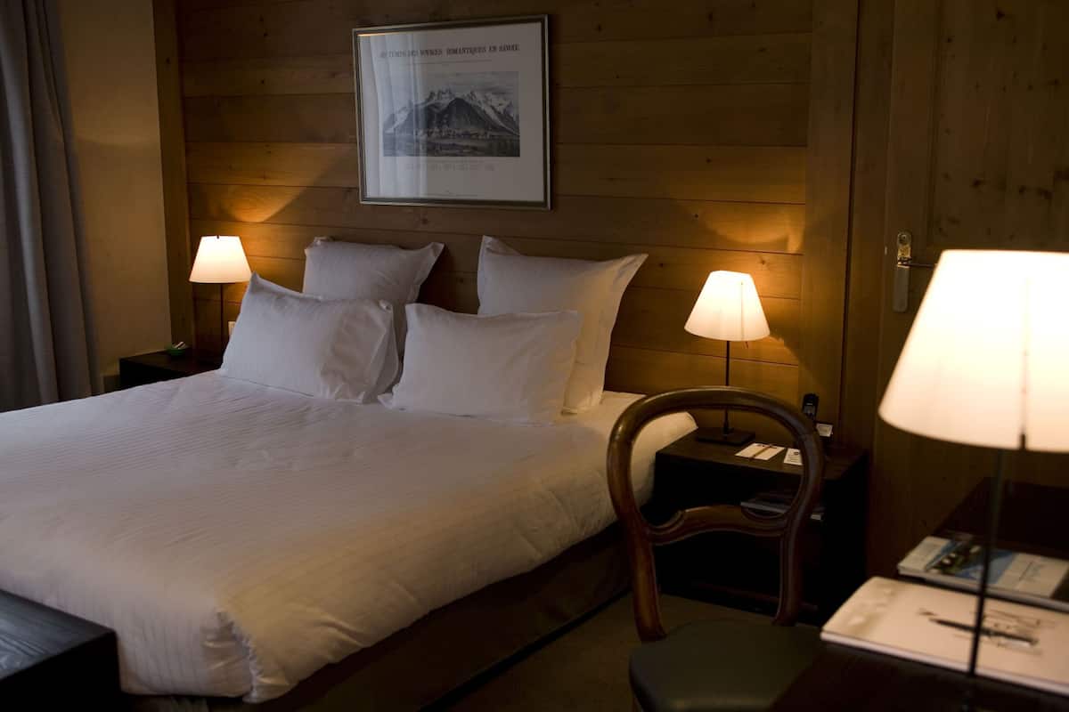 Little Room | Minibar, in-room safe, individually furnished, desk