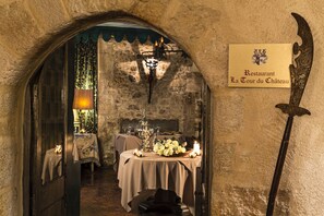 Breakfast, lunch, dinner served; French cuisine, al fresco dining 