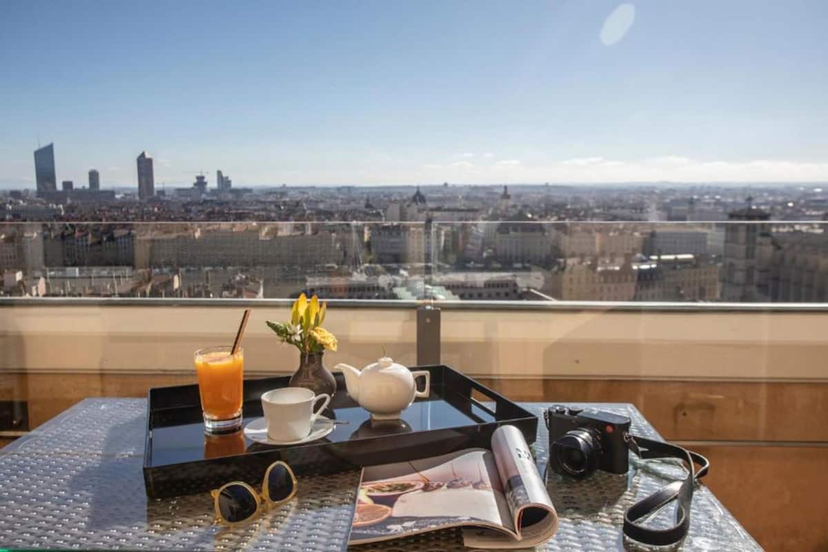 2 Bedroom Terrace Suite | Terrace/patio