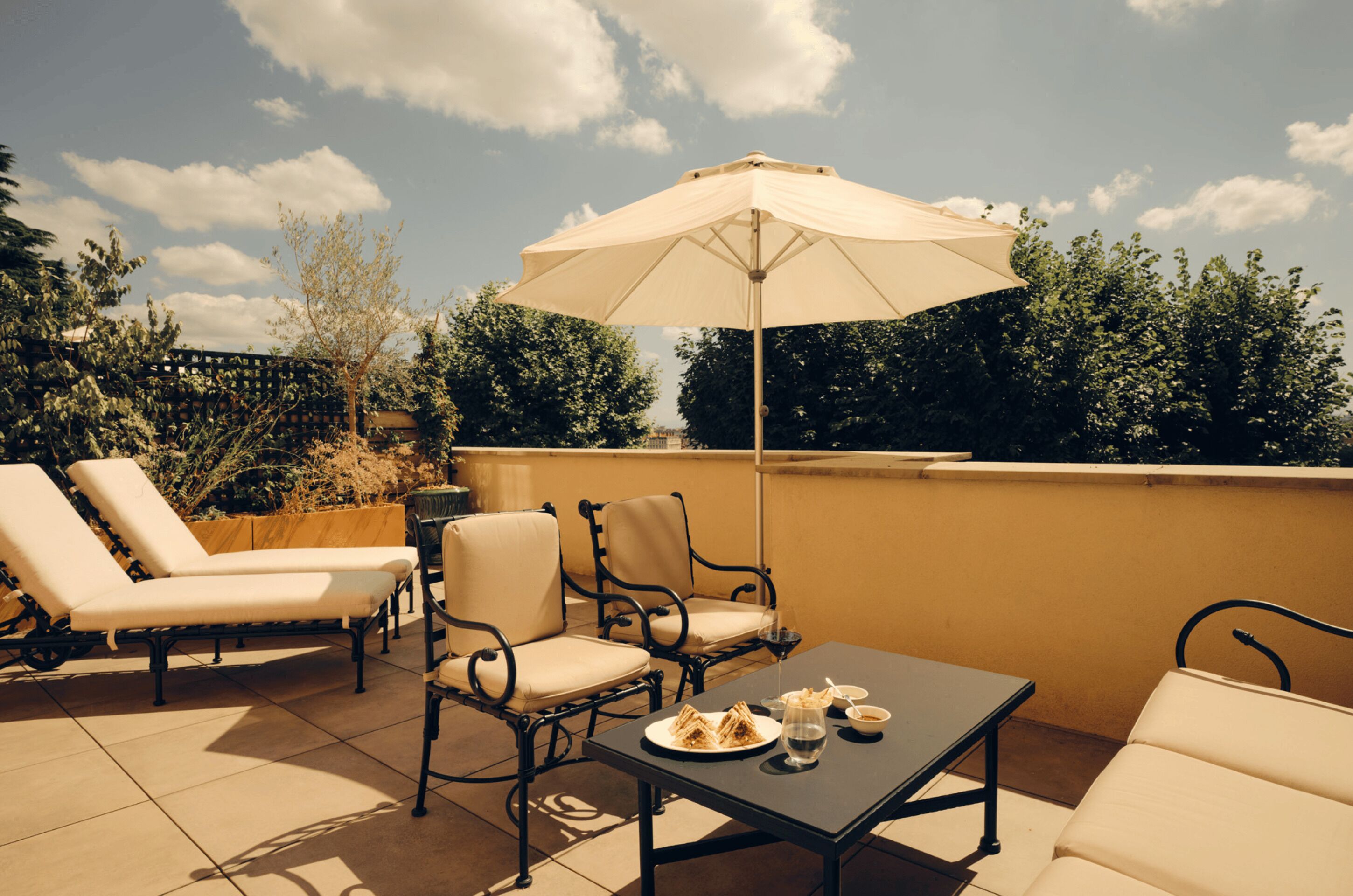 Deluxe Terrace Room | Terrace/patio
