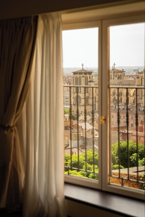 Junior Suite Médicis | View from room