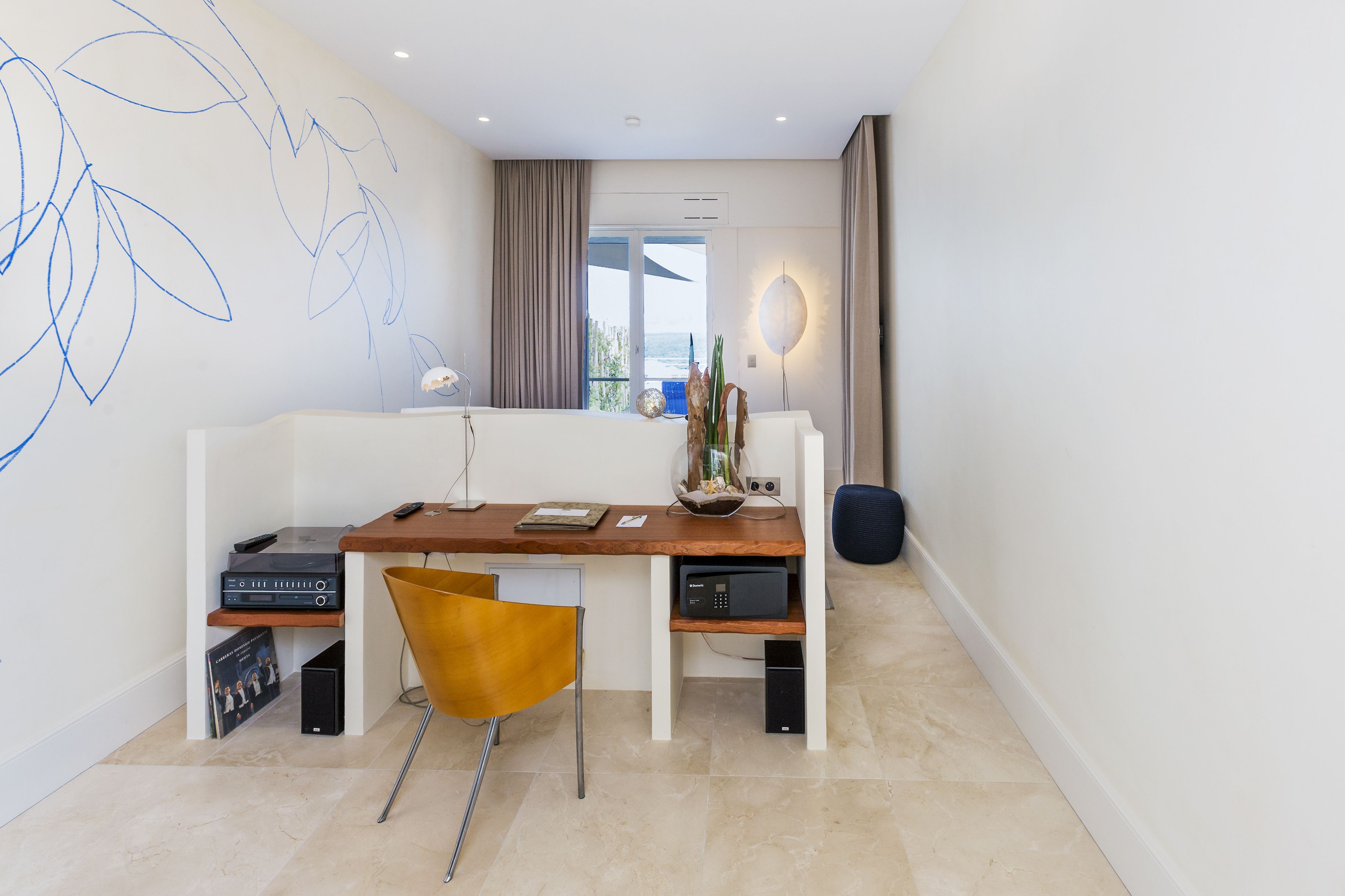 executive room, terrace, sea view | 1 bedroom, premium bedding, free minibar, in-room safe