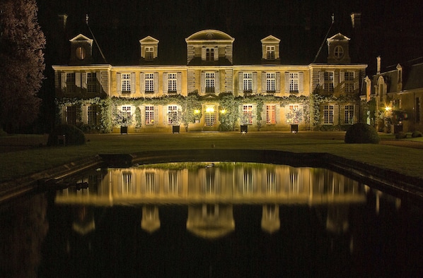 Front of property – evening/night