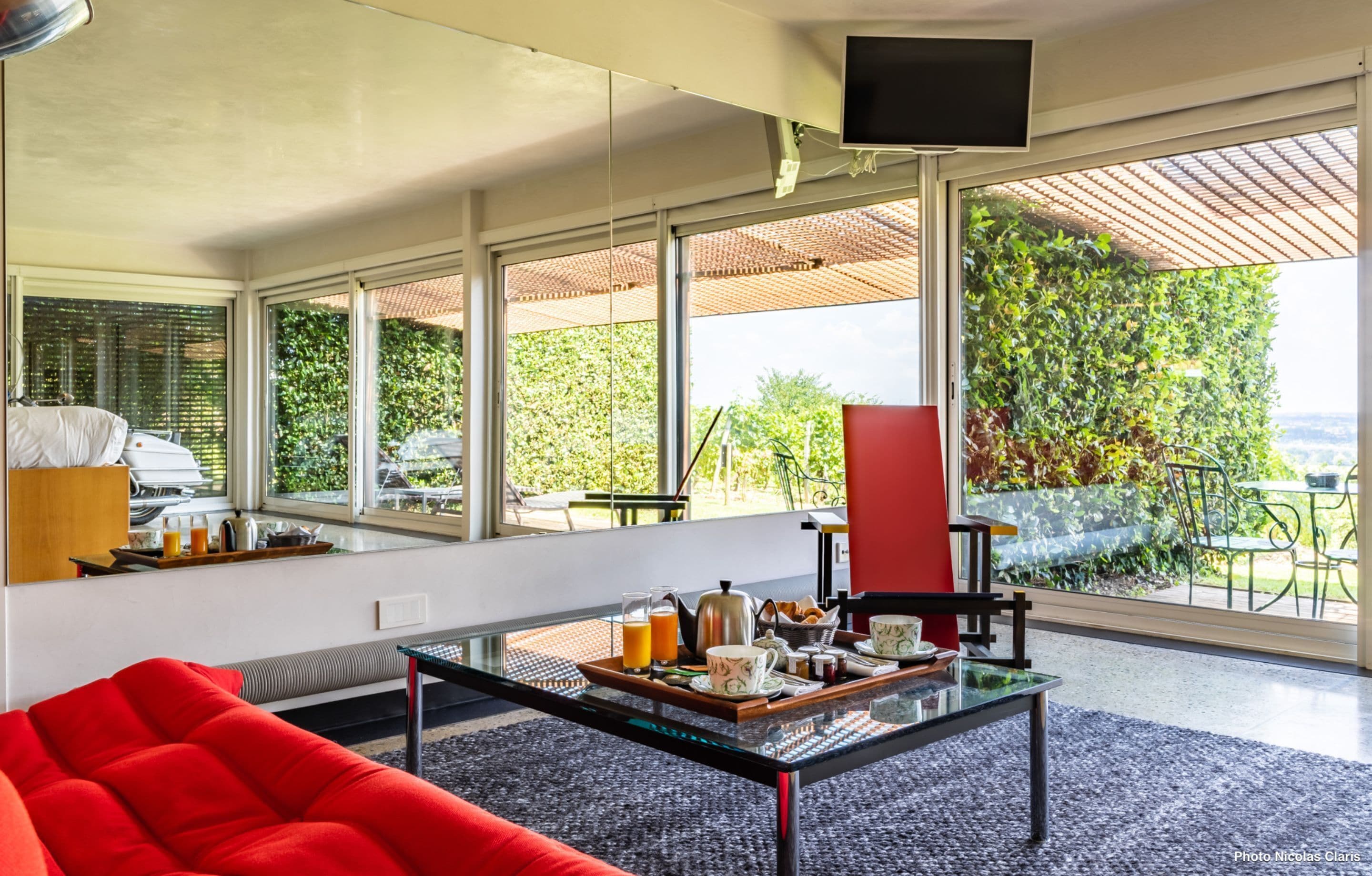 suite jean nouvel | premium bedding, minibar, in-room safe, blackout curtains