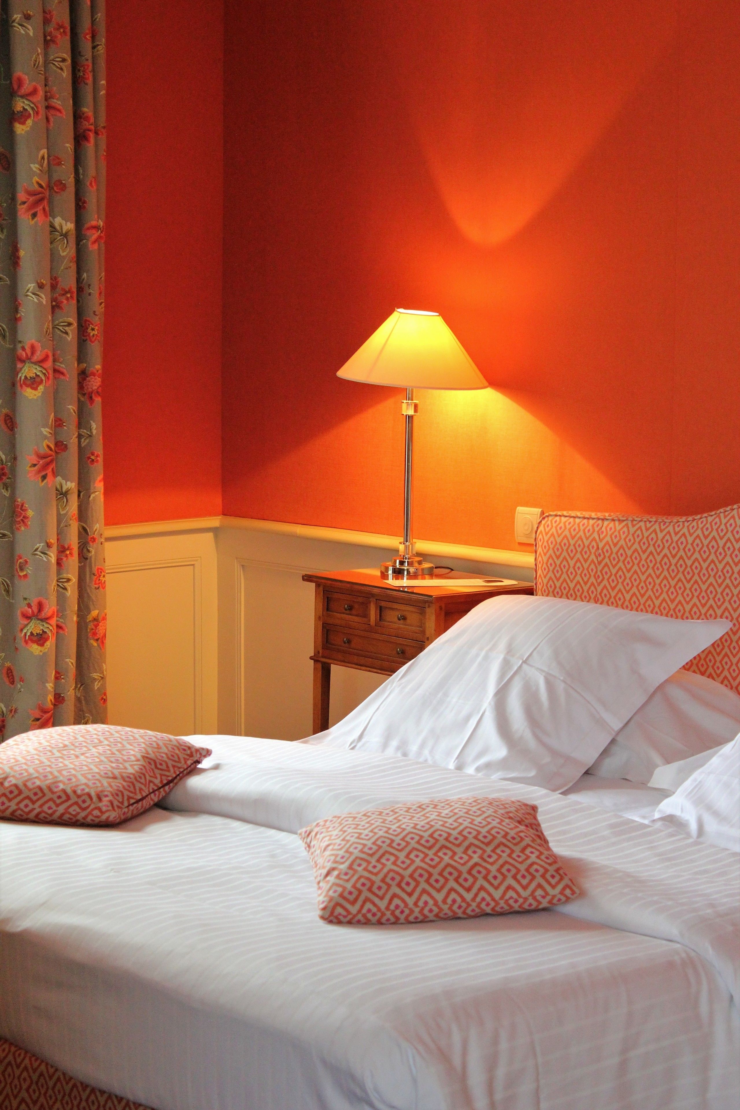 superior room castle | in-room safe, desk, iron/ironing board, free wifi