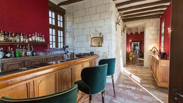 Bar (en la propiedad)