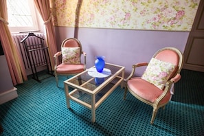 Classic Double Room, Ensuite, Courtyard View (Monsieur De Coligny)