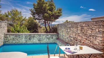 Junior Suite, Private Pool | 1 bedroom, minibar, in-room safe, individually decorated