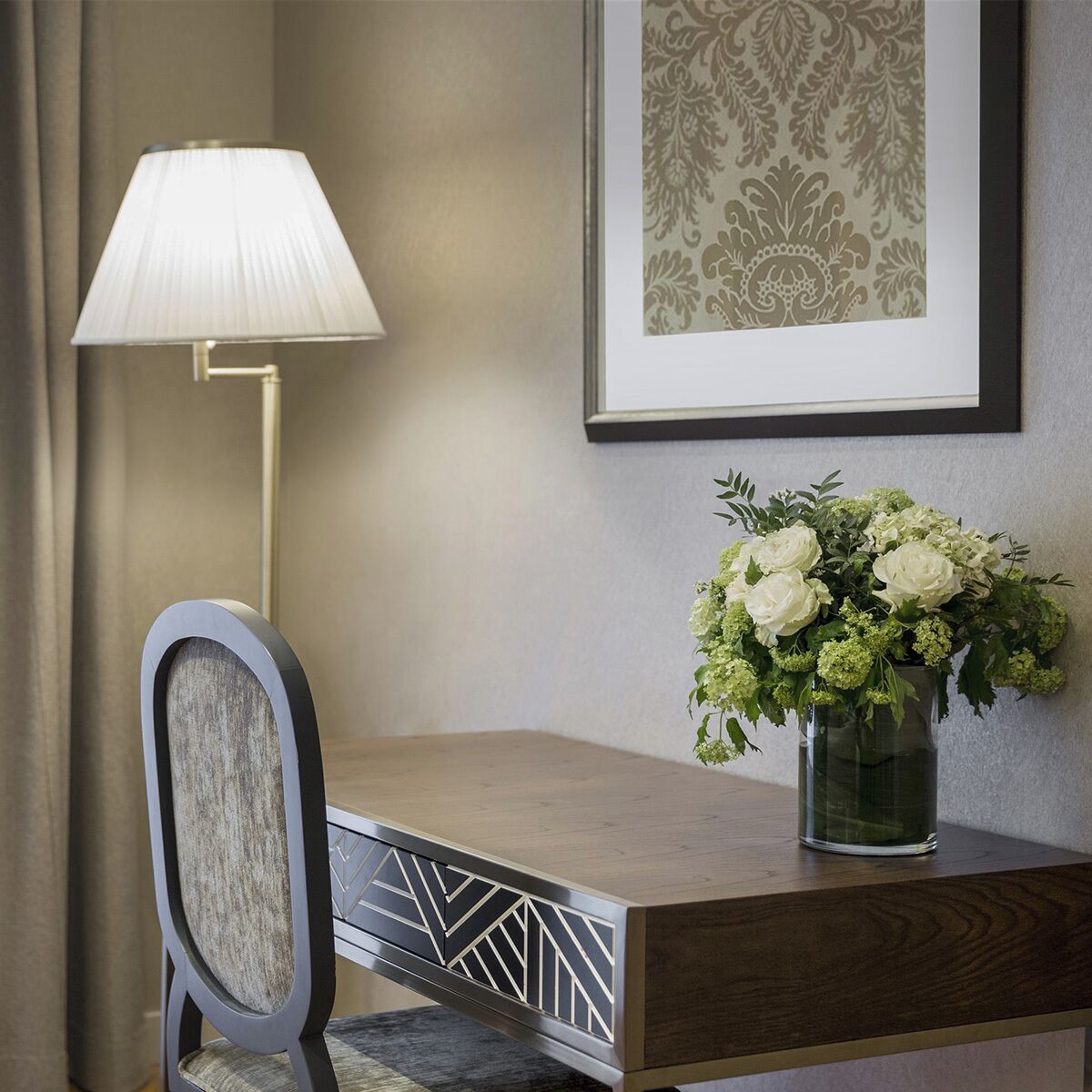 Executive Suite | Living area
