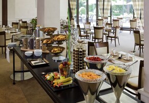 Daily buffet breakfast (EUR 25 per person)