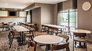 Desayuno buffet incluido todos los días