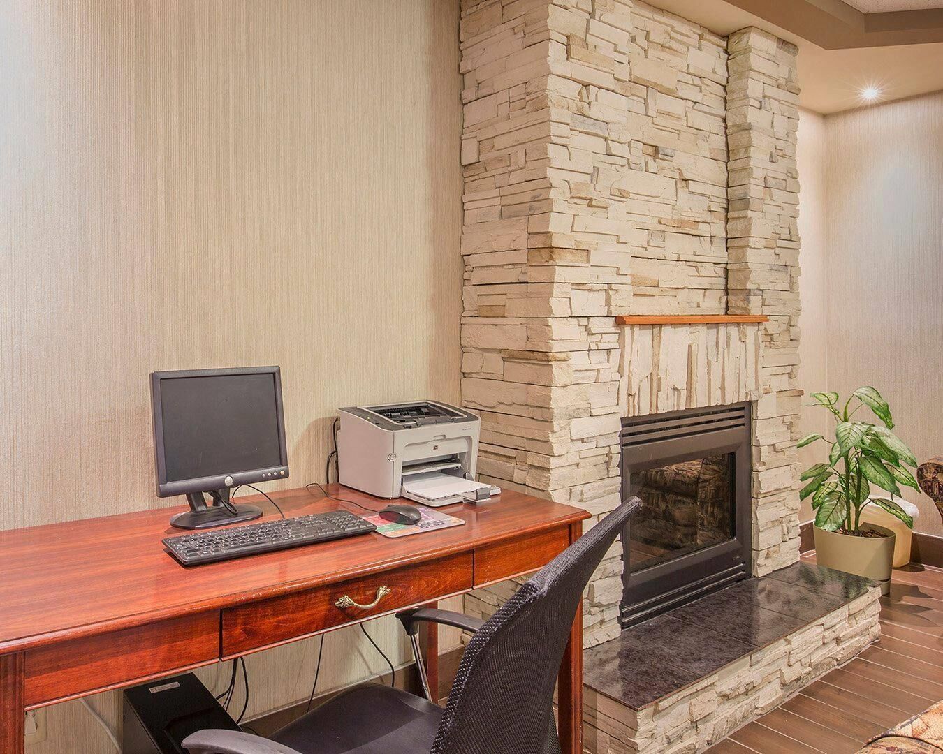 Foto - Comfort Inn & Suites University