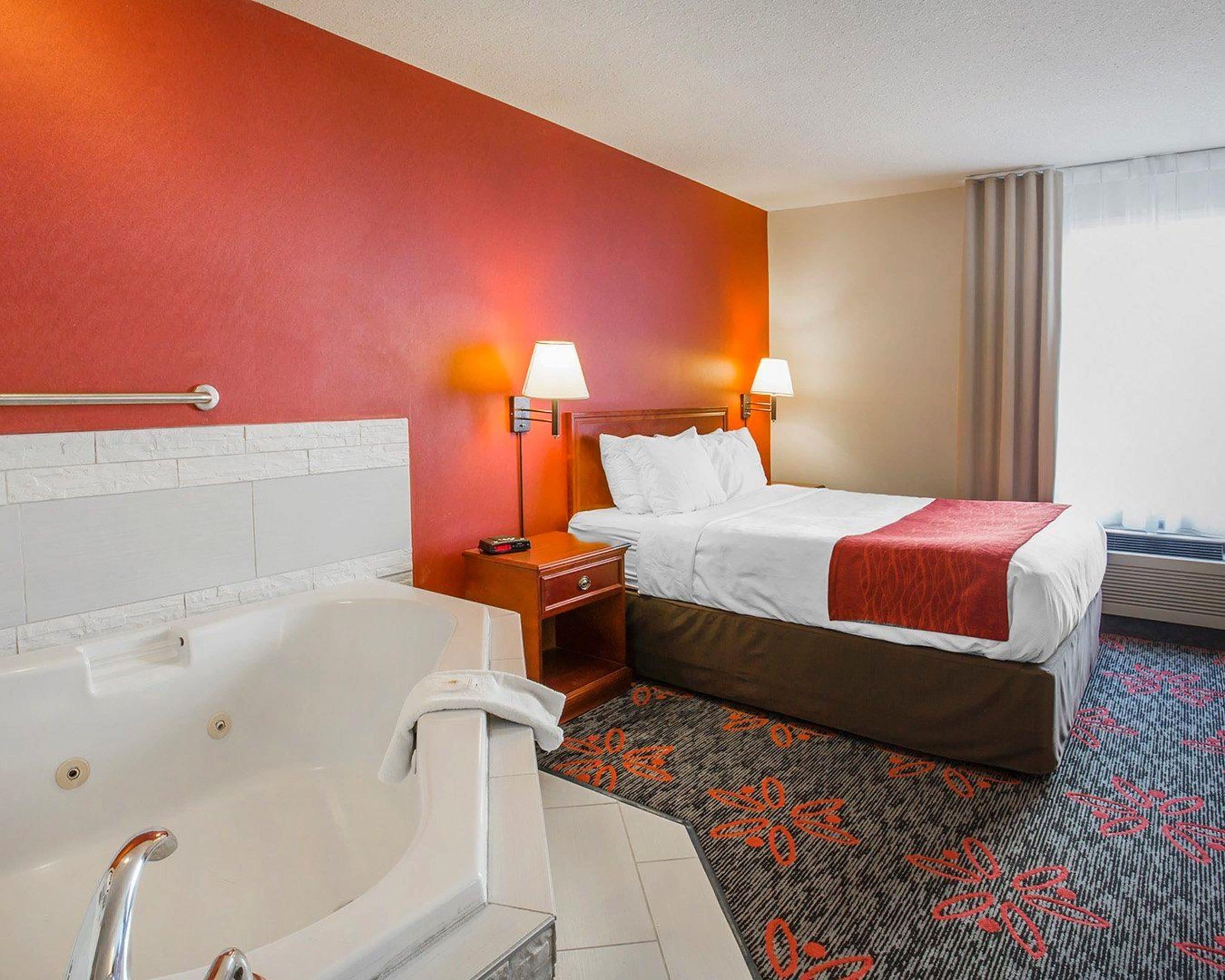 Photo - Comfort Inn & Suites University