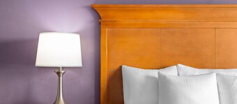 La Quinta Inn & Suites by Wyndham Jackson Airport/Pearl