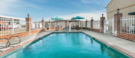 Seasonal outdoor pool